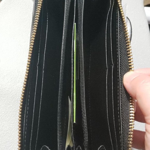 Kate Spade Montford Park Nisha Wallet - Picture 3 of 6